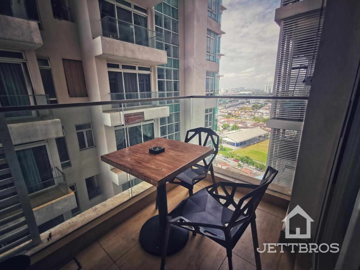 Ferienwohnung KSL D'Esplanade By JettBros Johor Bahru Exterior foto