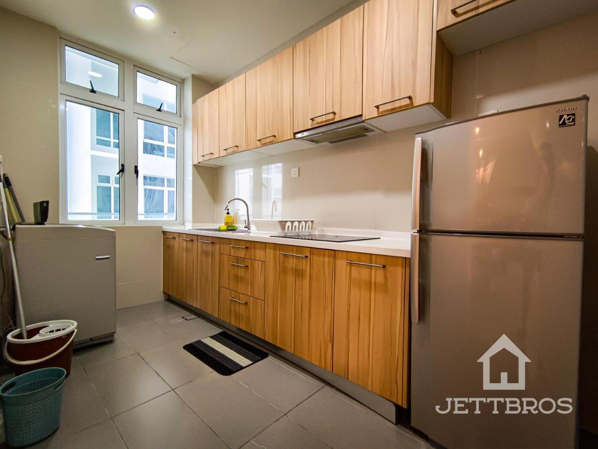 Ferienwohnung KSL D'Esplanade By JettBros Johor Bahru Exterior foto