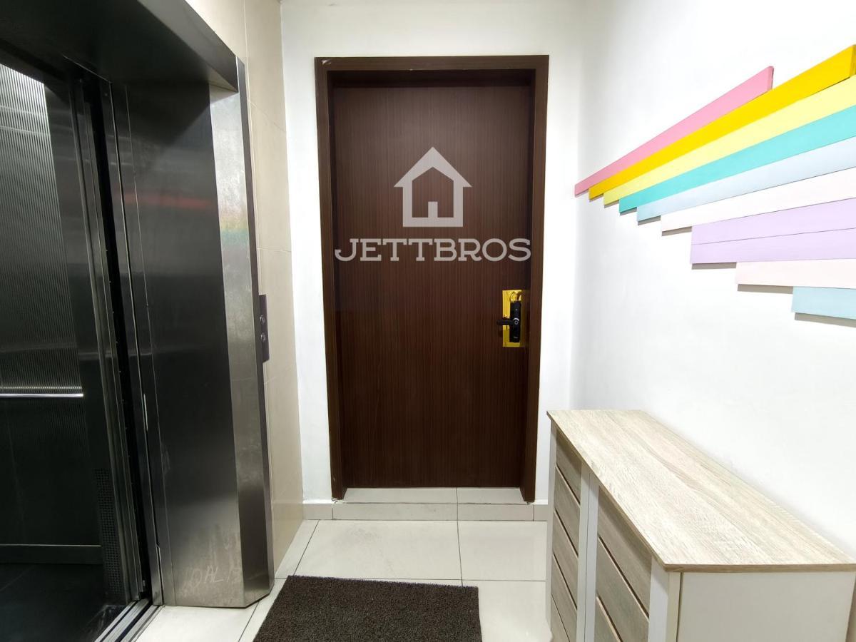 Ferienwohnung KSL D'Esplanade By JettBros Johor Bahru Exterior foto